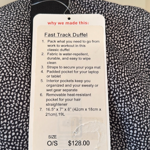 ⭐️NWT⭐️Lululemon Fast Track Athletica Black and Gray Duffel Bag - Picture 3 of 6
